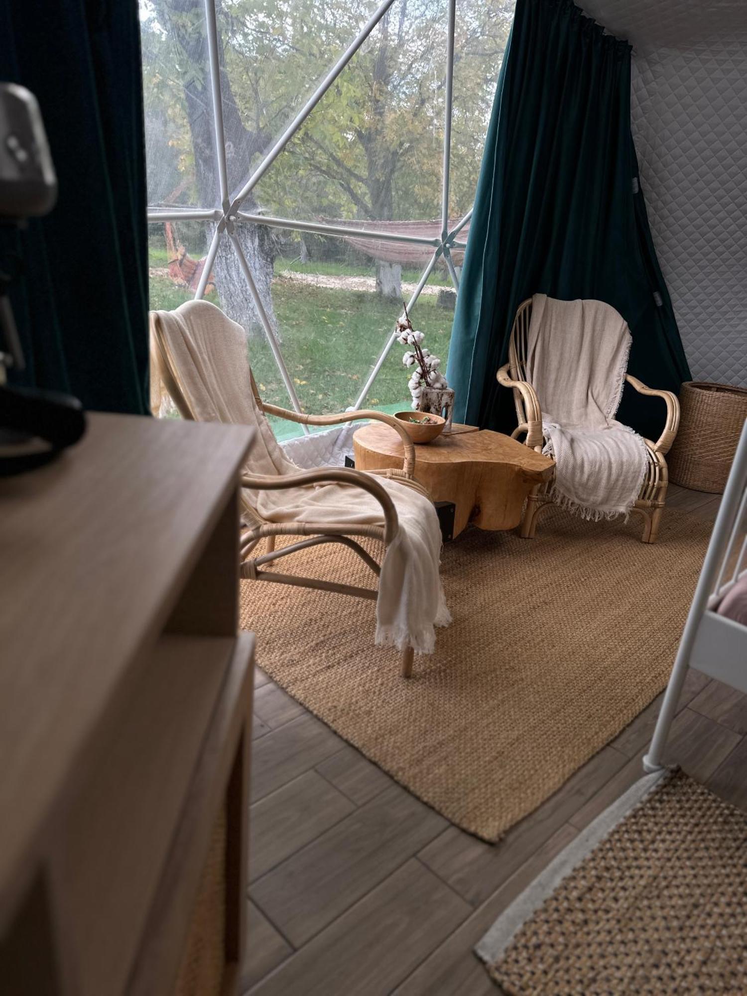 ホテル The Frog Glamping ホレズ エクステリア 写真